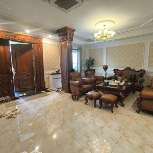 Cần Bán Biệt Thự Cao Cấp Kdt Việt Hưng - Full Nội Thất Cao Cấp - 190m2 - 56.5 Tỷ - ô Tô đỗ Ngày đêm
