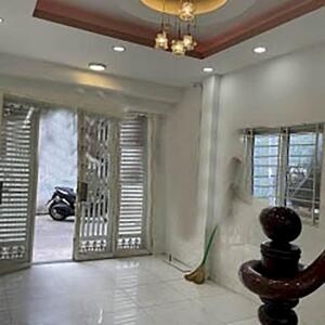 CHO THUÊ NHÀ GIÁ TỐT HẺM XE HƠI ĐƯỜNG PHẠM VĂN CHÍ, PHƯỜNG 8, QUẬN 6