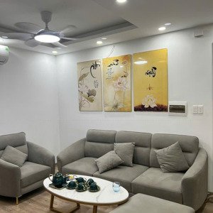 cần bán căn 55m2 chung cư tân tây đô.