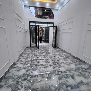 Mặt Tiền Lý Nam đế 3/2 Q11 ( 4.4 * 9 M) 5 Lầu 15 Tỷ