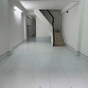 cho thuê 90m2 tại 203/18/5 lạc long quân 4pn, 90m2 tại đ. lạc long quân, q11, hcm, giá 9,5 triệu
