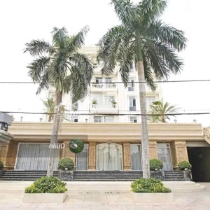 roi 6.8%/năm. chdv mt lê văn lương. 21x55m, 1222m2. hầm 7 tầng. giá bán 175 tỷ tl.