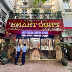 chính chủ cho thuê nhà 4 tầng riêng biệt mặt phố vũ trọng phụng 400m giá thuê 75tr