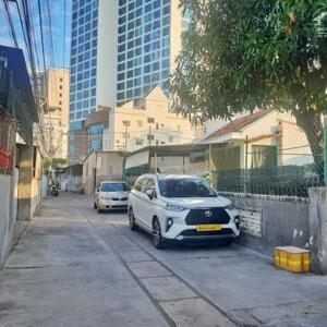 Bán Nhà Gần Biển, Dương Hiến Quyền - Nha Trang, đường Rộng 5.5m, Ngang đến 14m.