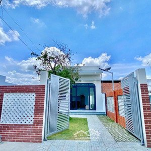 Bán Nhà Nghĩ Dưỡng 118m2, Có Sân Vườn . Nhà đầy đủ Nội Thất. Chỉ Có 750tr ( Vay Nh được ).