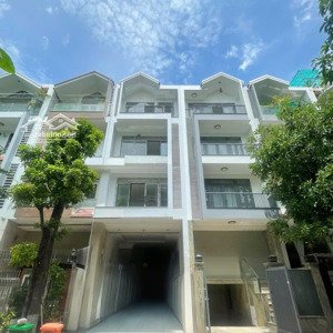 Nhà Thuê Giá Rẻ Có Nội Thất 45tr/th Kdc Himlam Quận 7 Khu Nhà ở Cao Cấp Lh: 