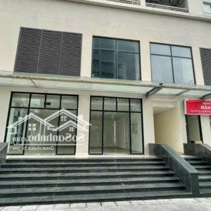 bán căn shop chân đế mipec kiến hưng. 180m2 sổ đỏ. 
