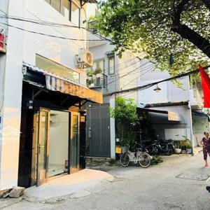 bán gấp căn nhà đường phạm văn bạch, phường 15, quận tân bình, 1 trệt 2 lầu giá 3tỷ100tr