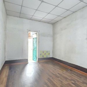 bán nhà mặt tiền kinh doanh đường nguyễn kiệm, phường 4, phú nhuận
