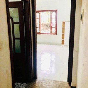 Chính Chủ Cho Thuê Nhà, Hướng Tây Bắc, Vào ở Luôn