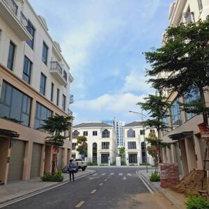 BIỆT THỰ 3 TẦNG VIEW CHUNG CƯ VINHOMES NGAY ỦY BAN TỈNH THANH HÓA