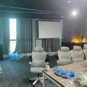 Cho Thuê Tầng 6 Nhà Phố Nguyễn Cơ Thạch, 20 Triệu, 120m2, Nam Từ Liêm, Hà Nội
