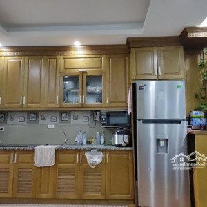 chính chủ cho thuê căn hộ 3 ngủ, 2wc; full đồ. ưu tiên gia đình. miễn trung gian