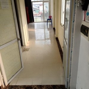 chính chủ nhà số 383 đường giải phóng cạnh trường tiểu học phương liệt cho thuê