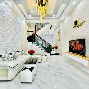 siêu phẩm nhà trống xách vali vào ở ngay - hxh lạc long quân, p11, tân bình - dt 52m2 - giá 2tỷ390