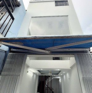 nhà 3 x 10 1 lửng 1 lầu 2pn,2wc , đường hoà bình