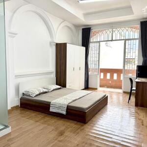 Phòng Studio Siêu Rộng Ban Công Thoáng Mát Ngay Trần Hưng Đạo