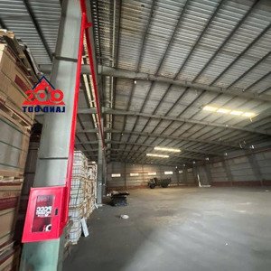cho thuê kho xưởng 2200m2, điện 400kva, pccc, giá chỉ 110tr/tháng. gần ngã 4 amata tp.biên hòa,đnai