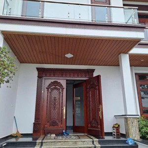 bán biệt thự - tiền hải- mặt đường quốc lộ. cách biển cồn vành 9 phút đi xe