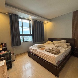 Bán Căn Hộ Cao Cấp Có Thang Máy 100m2, 5 Tỷ Nguyễn Tri Phương, Phường 7, Quận 5, Tp. Hcm