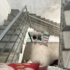 Cho Thuê Căn Nhà Vườn Hoàn Thiện Có Bản Giá Rẻ Phù Hợp Làm Kho Và ở