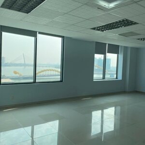 Chốt Ngay Văn Phòng View Cầu Rồng Cực Chill, Chỉ Từ 264.000đ/m2. LH: OFFICE DANANG – 0935 999 438