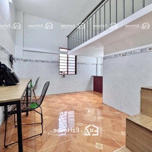 phòng rộng siêu to cửa sổ thoáng mát ngay tân phú gần đh văn hiến