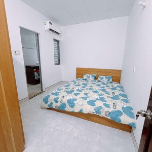Cho Thuê Nhà Khu Khúc Hạo, đường Lớn, đông Dân Cư, Yên Tĩnh.