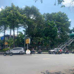 bán gấp nhà đường hoàng văn thụ, q. tân bình (đối diện quân khu 7): dt 502m2 (20x25m); 3 tầng