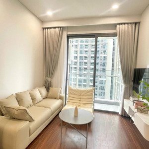 Cho Thuê Căn 2pn+1 (căn Góc) - Full đồ - Tòa M1 - Giá 12 Triệu/tháng (miễn Phí Dịch Vụ)