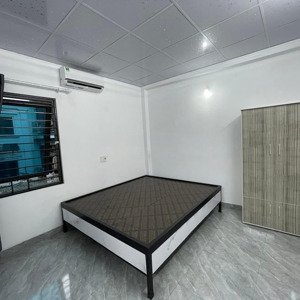 Cho Thuê Phòng Khép Kín Tại Phố Kim Quan - Việt Hưng - Thang Máy - Sát Chợ Kim Quan - Full Nội Thất