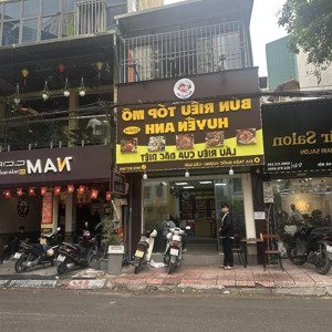 Cho Thuê Mặt Bằng Kinh Doanh Phố ô Chợ Dừa, Vị Trí Rất đẹp, Có Vỉa Hè Rộng, Kinh Doanh Hàng ăn