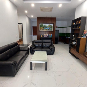Hot! Biệt Thự 300m2, 192 Lê Trọng Tấn, 2pn, 20 Triệu/th