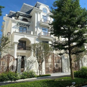 nhà mặt phố cổ-530m-biệt thự cấp 3-xây dựng được-kinh doanh-mặt tiền rộng 16m- vuông đẹp-hiếm-rẻ