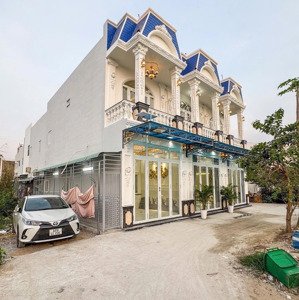 Bán Nhà Lầu Mới 100% Góc 2 Mặt Tiền Có 3pn Tặng Full Nội Thất Nhà Lộ Oto Tới Nhà Giá Rẻ Chính Chủ