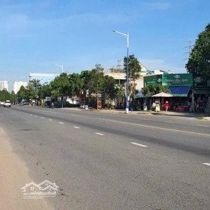 Mặt Tiền Võ Văn Kiệt 10x30 đang Cho Thuê 25tr/th