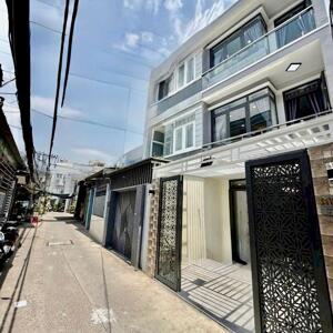 Cần Bán Nhà 2 Lầu Đầy Đủ Nội Thất HXH, Phú Thuận, Quận 7