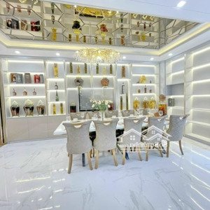 chính chủ bán mt lê văn sỹ- góc huỳnh văn bánh, q.phú nhuận. dt 6,3x20m, 6 tầng, hđt 90tr- 29tỷ