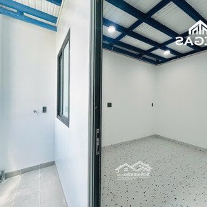 1 Trệt 1 Lầu Bancol Full Nội Thất Ngay Nguyễn Duy Trinh - Lã Xuân Oai