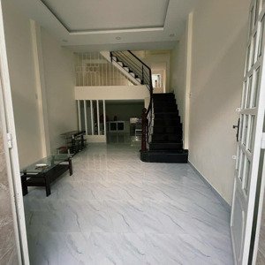 tân phú - kênh tân hóa - 4 x 11m - 3 tầng - 20m ra mặt tiền - đang cho thuê 12tr/ tháng hơn 4 tỷ