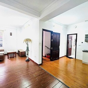cho thuê căn hộ 2 phòng ngủ 60m2 - 10 triệu/tháng full nội thất phố cát linh, đống đa, hà nội