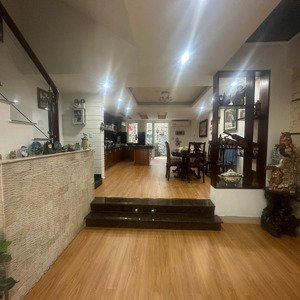 Chính Chủ Cho Thuê Nhà đẹp Q2 ,giá 37tr/1 Tháng