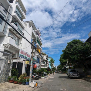 Bán Nhà Cấp 4 Mặt Tiền đường Số 1 Sát Bên đường Nguyễn Thị Thập Quận 7-diện Tích Khủng Hơn 13 Tỷ