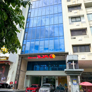 văn phòng đẹp nguyễn đình chiểu, q3 - gần cv lê văn tám - giá chỉ từ 30tr/tháng. lh: 