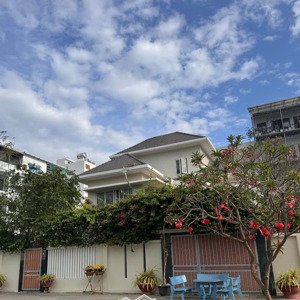 Bán Biệt Thự đơn Lập 3 Tầng Cực đẹp Kđt Vcn Phước Hải, Phường Phước Hải, Tp. Nha Trang