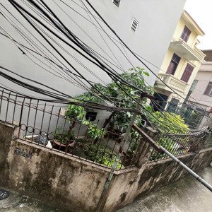 giá đầu tư bán đất dịch vọng - cầu giấy 6 tỷ - 35m2 - lô góc 3 mặt thoáng vị trí cực đẹp ngõ 3 gác