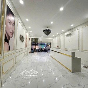 Cho Thuê Nhà Mới ốp Kính Sàn Suốt Mặt Tiền đường 3 Tháng 2, Quận 10 - Vị Trí Siêu đẹp