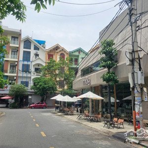 bán khách sạn 9 tầng 38 phòng kinh doanh sầm uất. liên hệ em thông để săn những biệt thự đẹp nhấttp