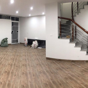 cho thuê căn hộ đủ đồ 40 mét 5 triệu đội cấn - hoàng hoa thám