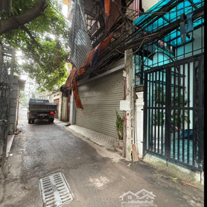 bán nhà 88m2 hồ tùng mậu - oto vào nhà - thang máy - full nội thất xịn xò - chỉ 2x tỷ( x mầm non )